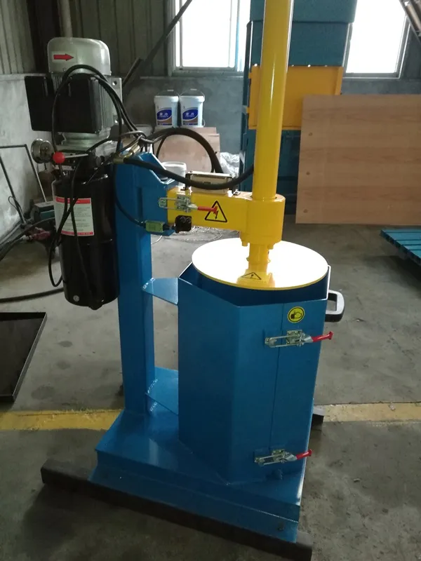 Mini Baler