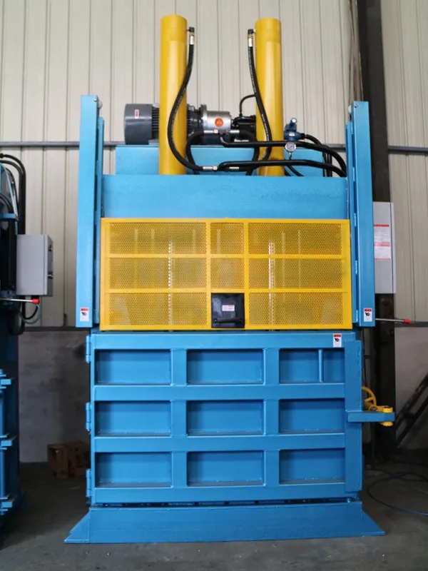 Vertical baler LE60